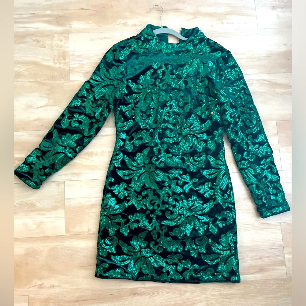Venus Women’s  green dress size 8